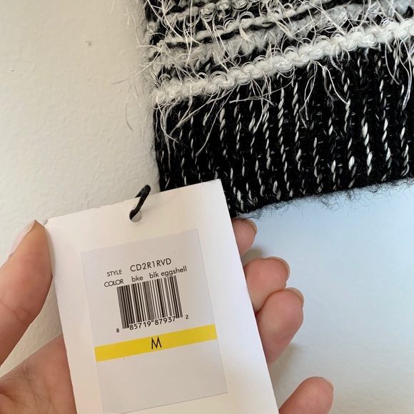 CALVIN KLEIN Cropped Shaw Black & White Med. NEW - Picture 4 of 6